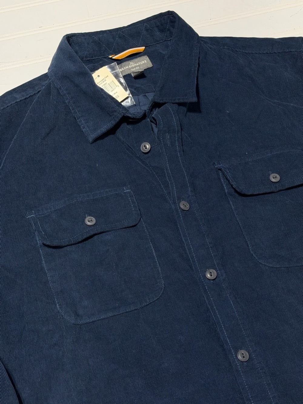 L.L. Bean Signature Microwale Cord Men's Navy Button-Up Corduroy Shirt